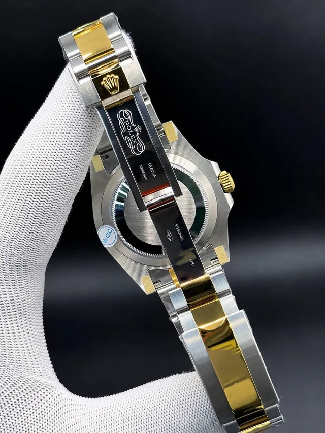 Часы Rolex SUBMARINER