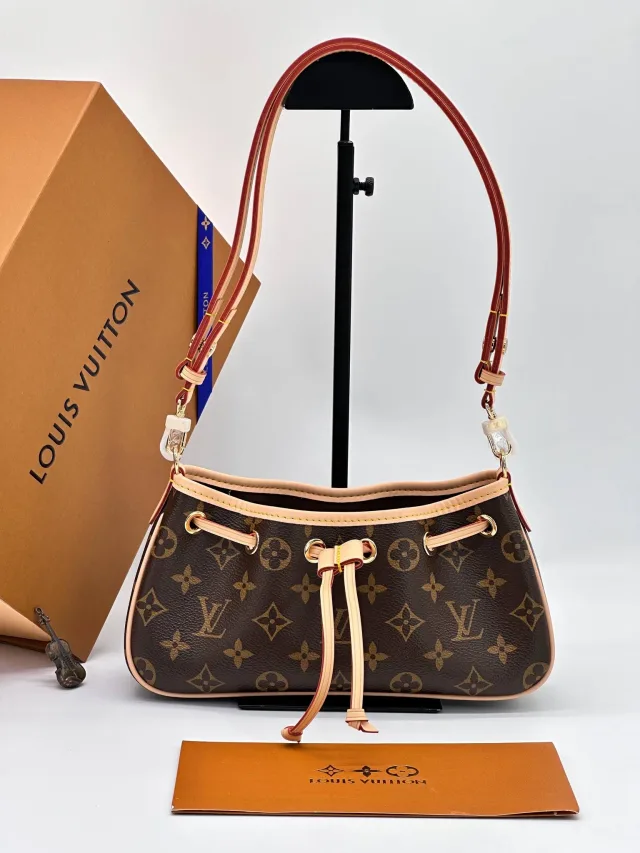 Сумка Louis Vuitton