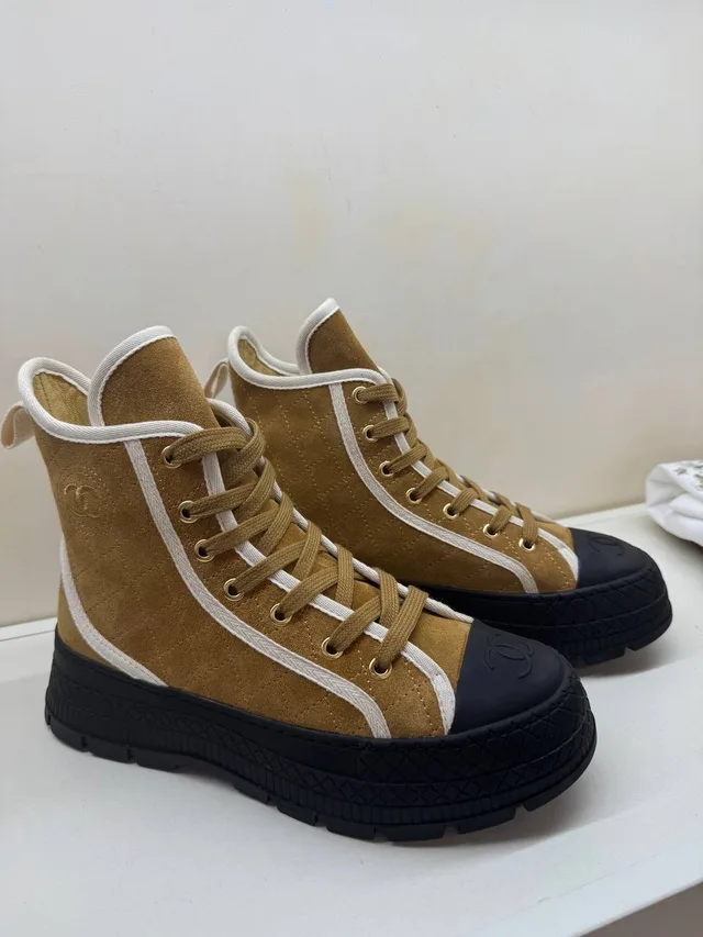 Ботинки Chanel