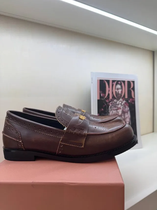 Лоферы Miu Miu