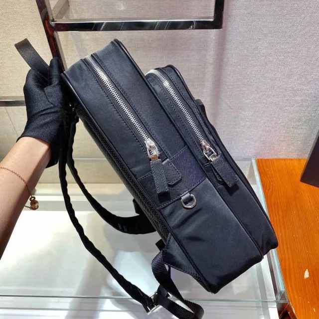 Рюкзак Prada