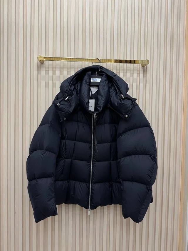 Пуховик Bottega Veneta