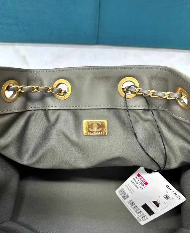 Маленькая сумочка Chanel