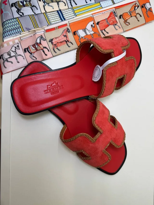 Шлепанцы Hermes
