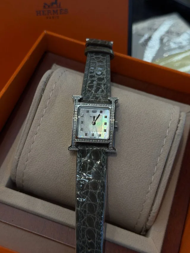 Часы HERMES