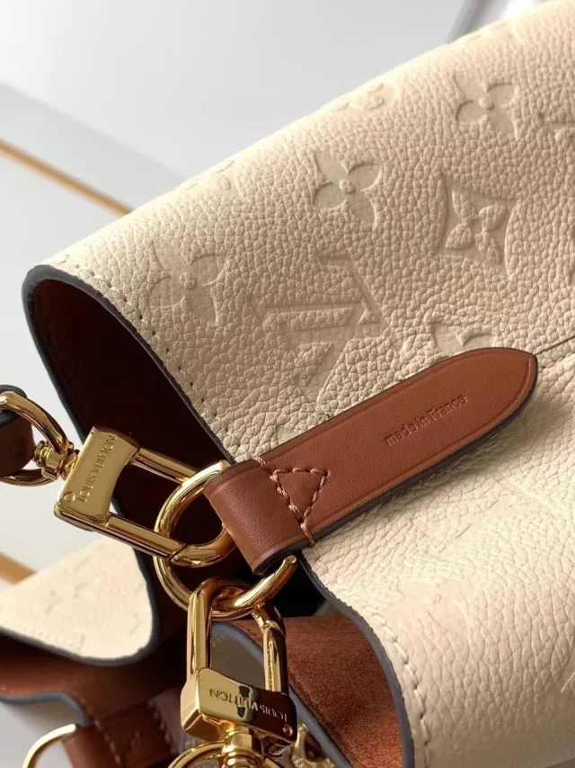Сумка Louis Vuitton