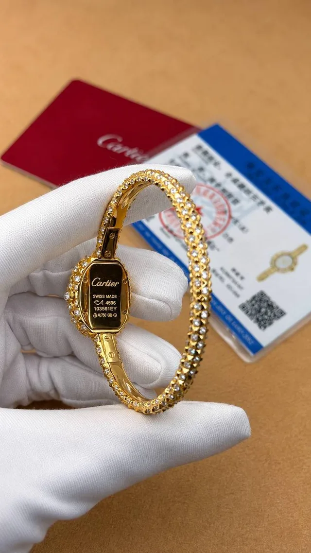 Cartier AU750