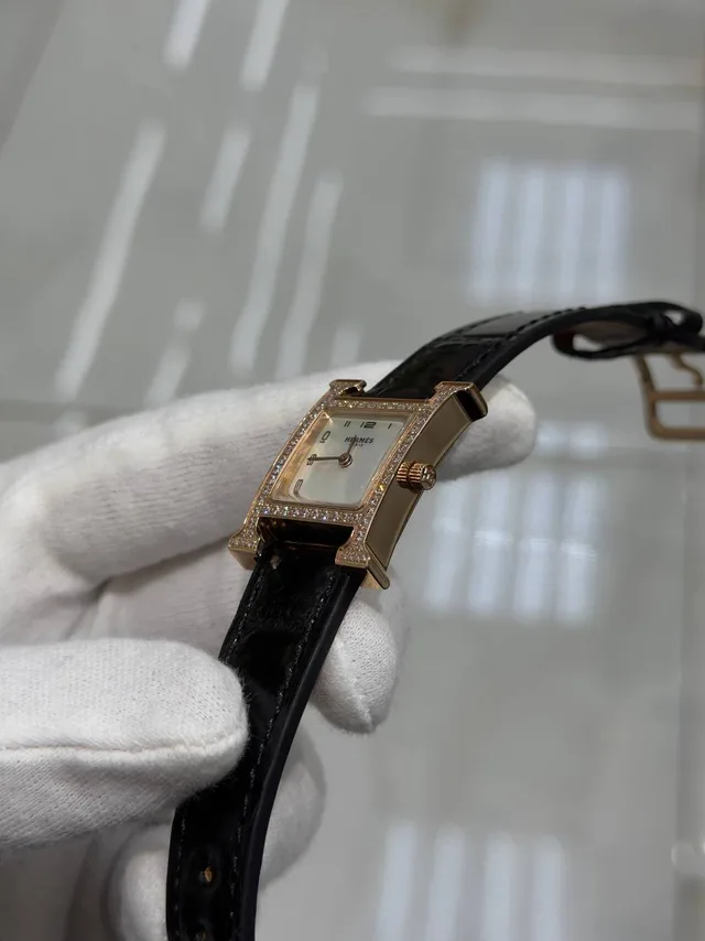 Часы HERMES