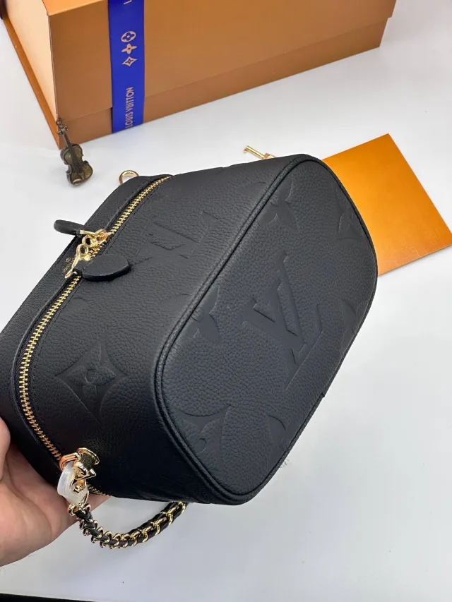 Косметичка Louis Vuitton