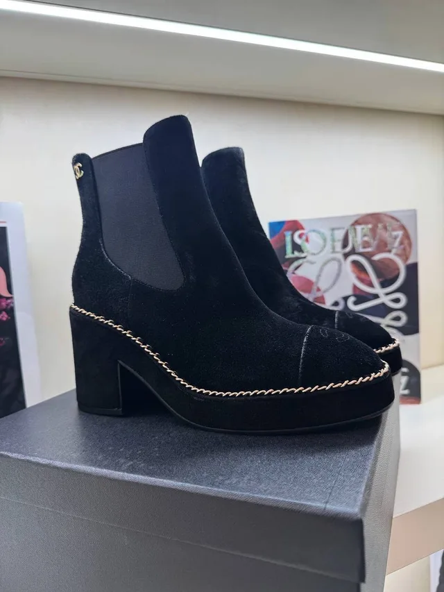 Ботинки Chanel