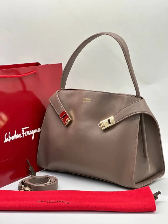 Сумка Salvatore Ferragamo