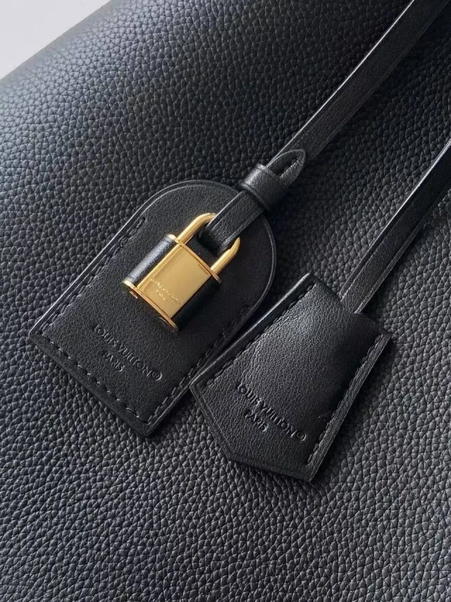 Сумка Louis Vuitton