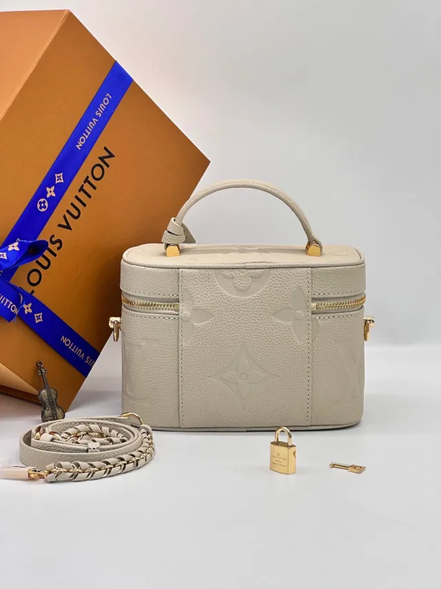 Косметичка Louis Vuitton