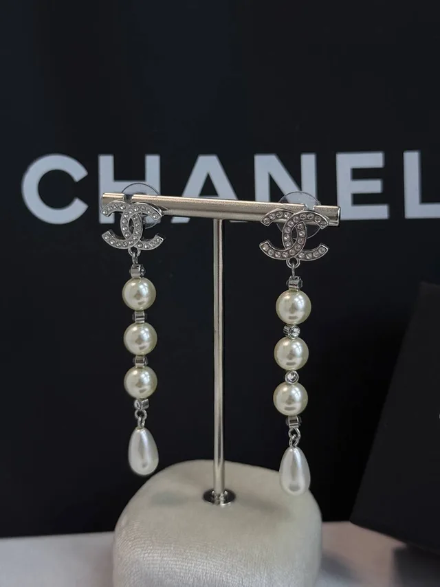 Серьги Chanel