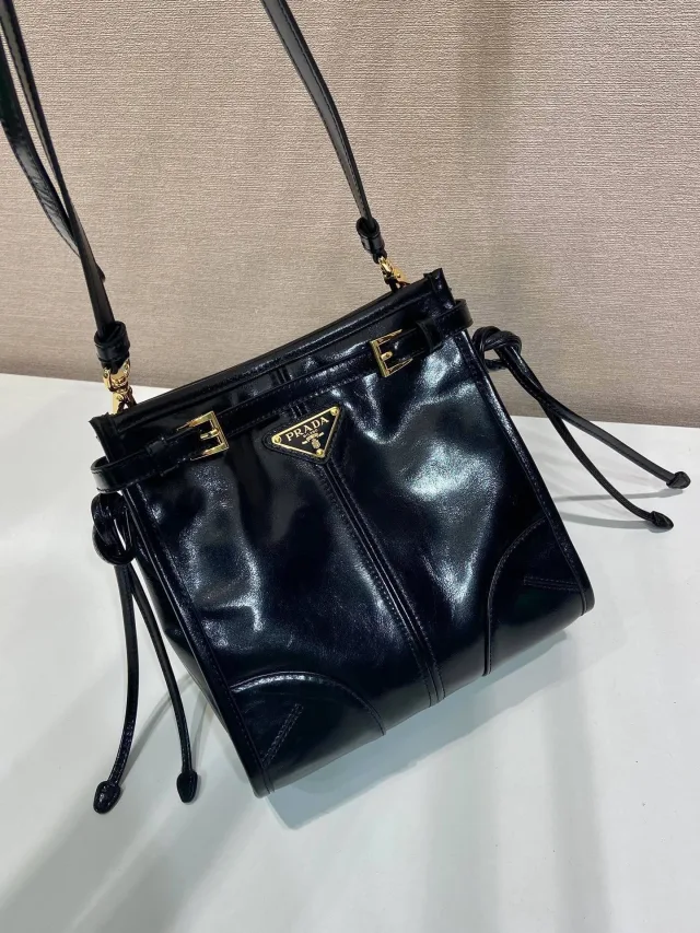 Сумка Prada