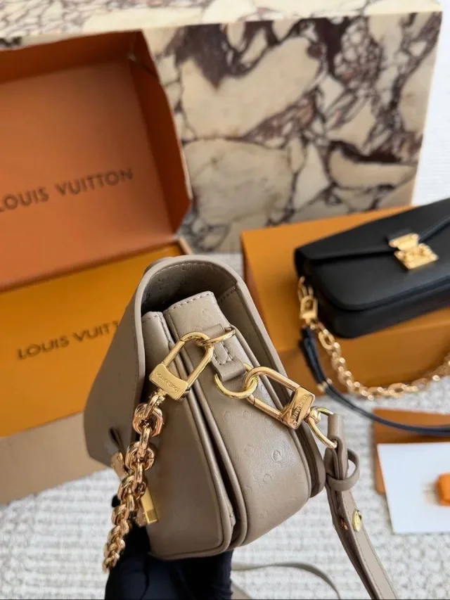 Сумка Louis Vuitton