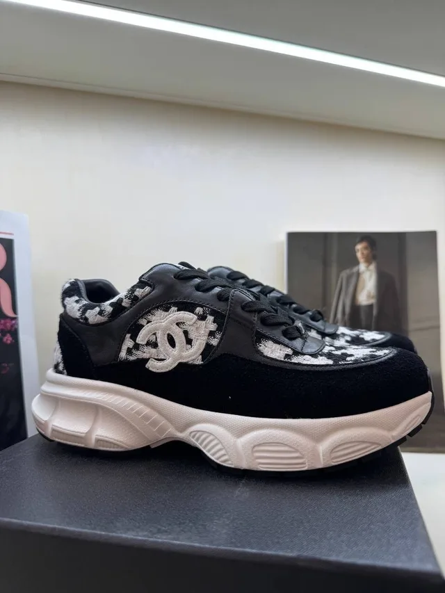 Кроссовки Chanel