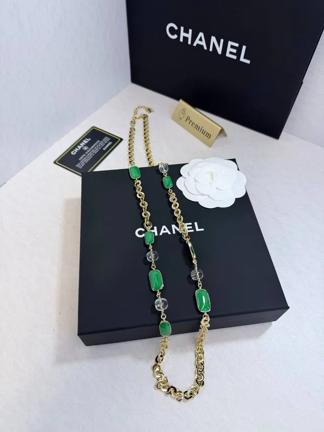 Колье Chanel
