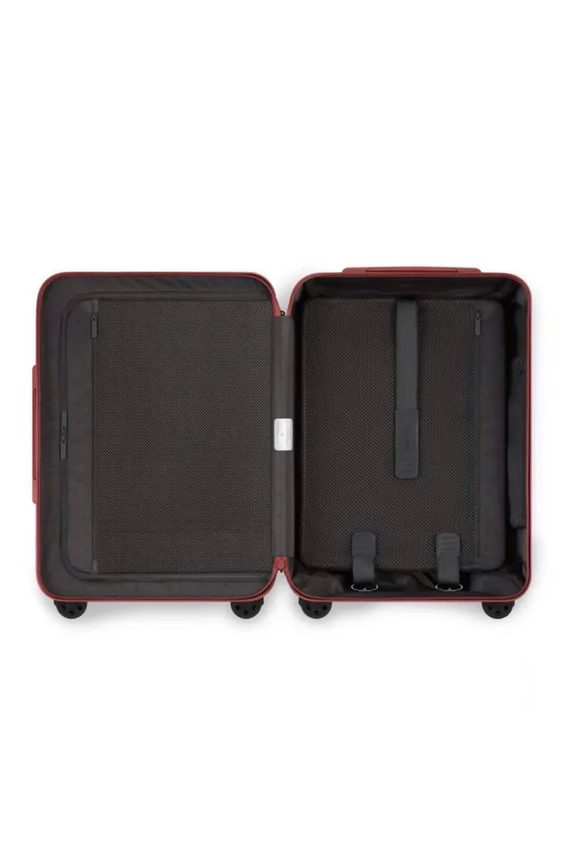 Чемодан RIMOWA Essential Cabin Sleeve
