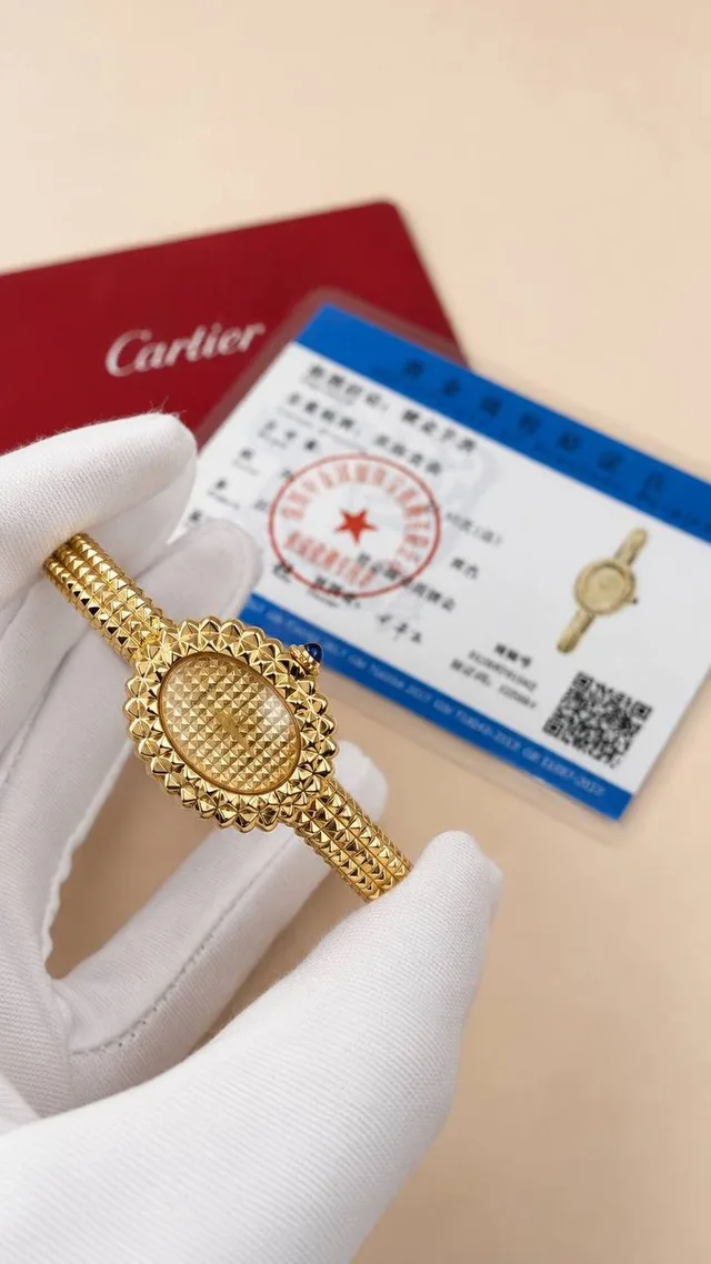Cartier AU750