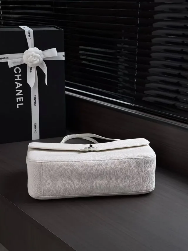 Сумка Chanel фурнитура серебро