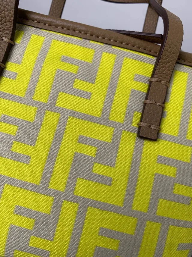 FENDI mini roll