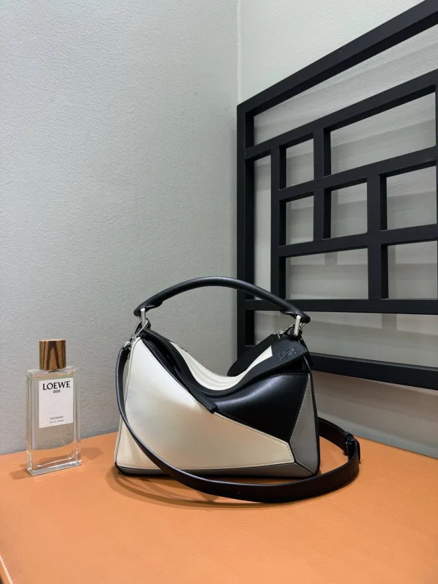 Loewe Puzzle