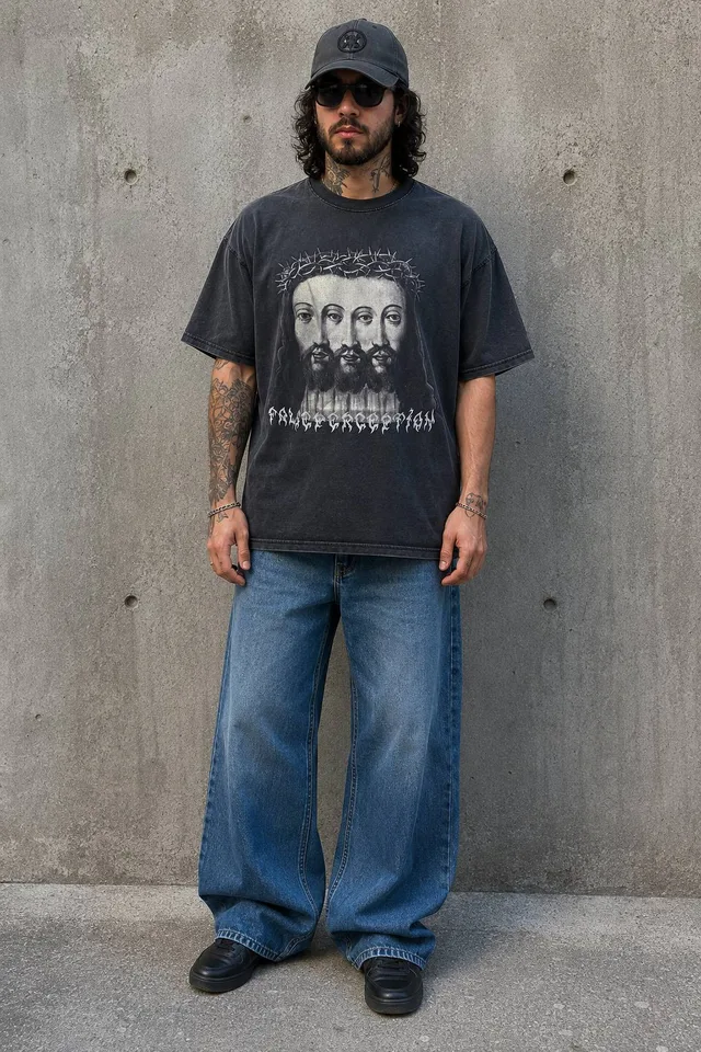T-SHIRT FALSE PERCEPTION