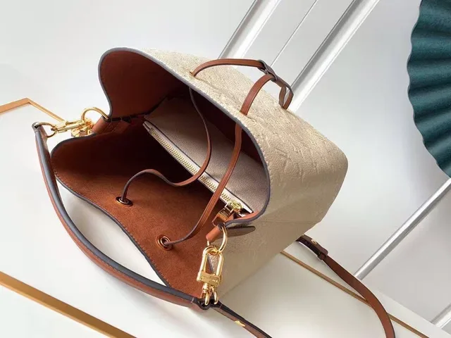 Сумка Louis Vuitton