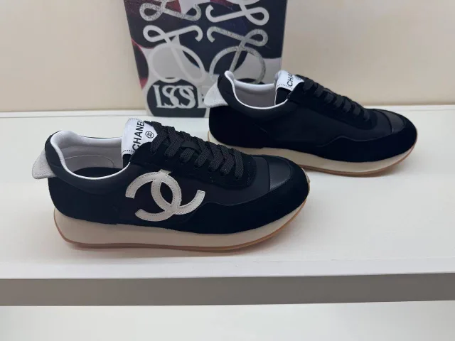 Кроссовки Chanel