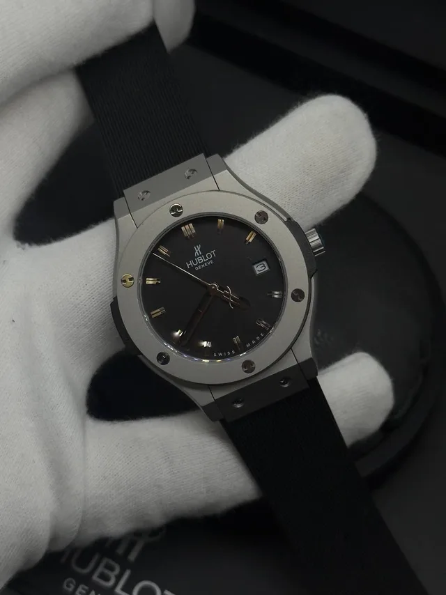 Часы Hublot