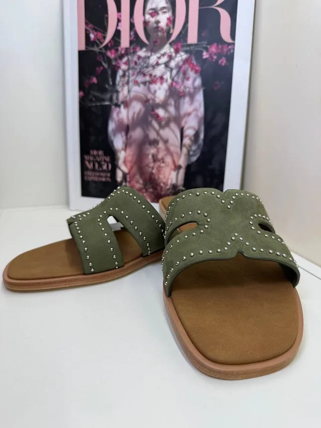 Шлепанцы Hermes