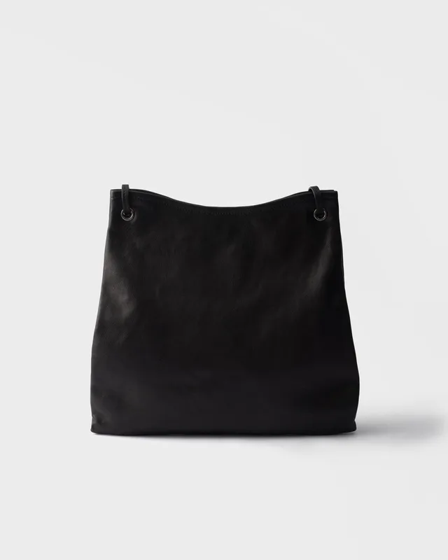 Сумка из кожи Prada