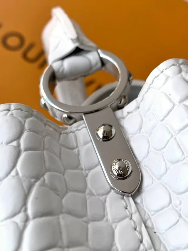 Сумка Louis Vuitton из крокодиловой кожи