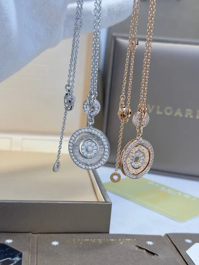 Колье Bvlgari