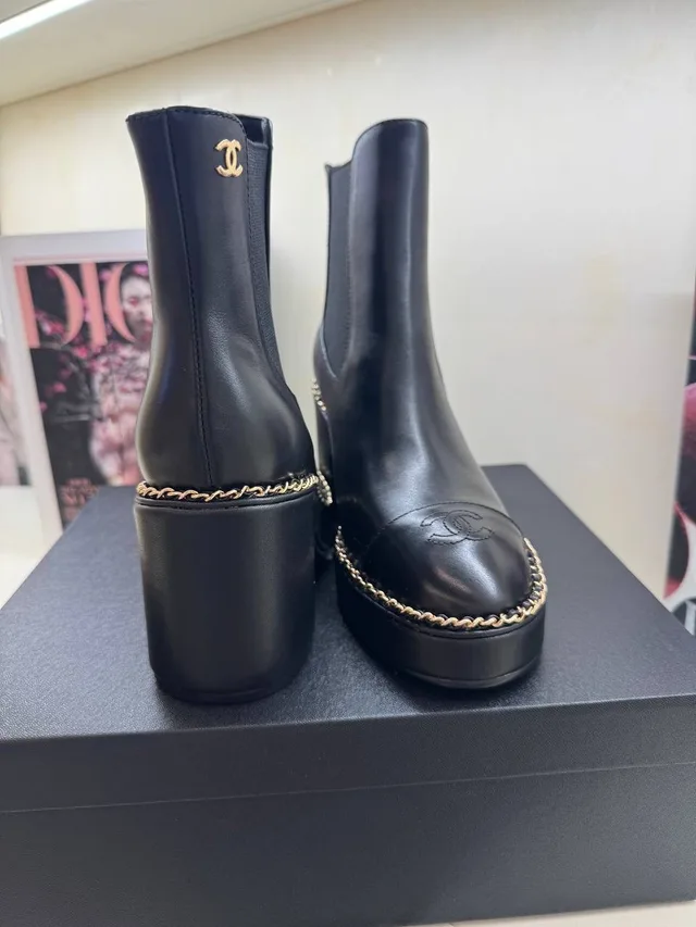 Ботинки Chanel