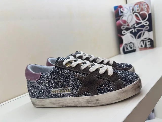 Кроссовки Golden Goose