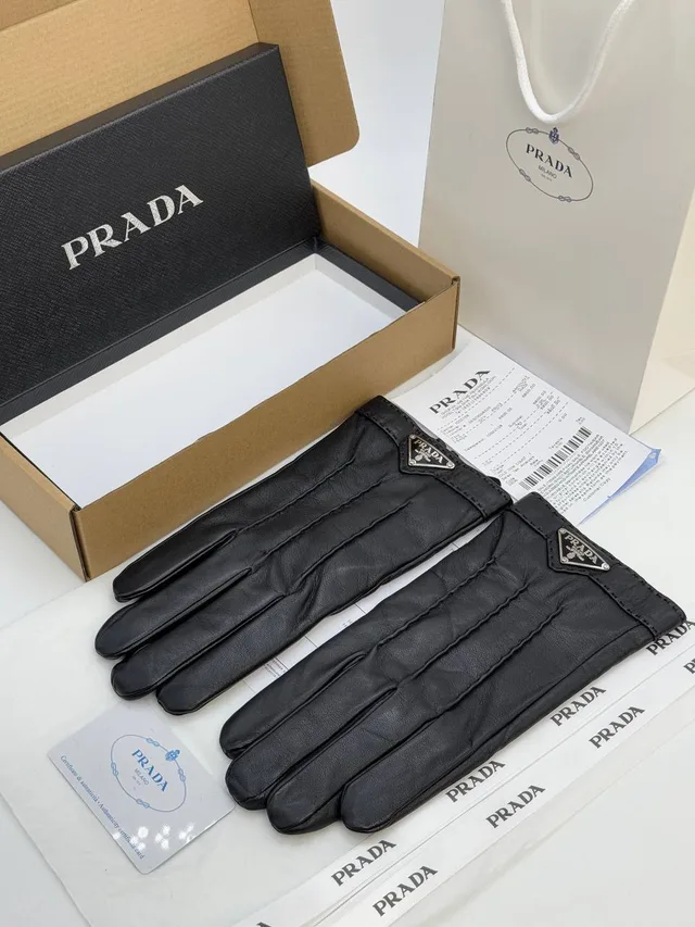 Зимние Кожанные Перчатки PRADA