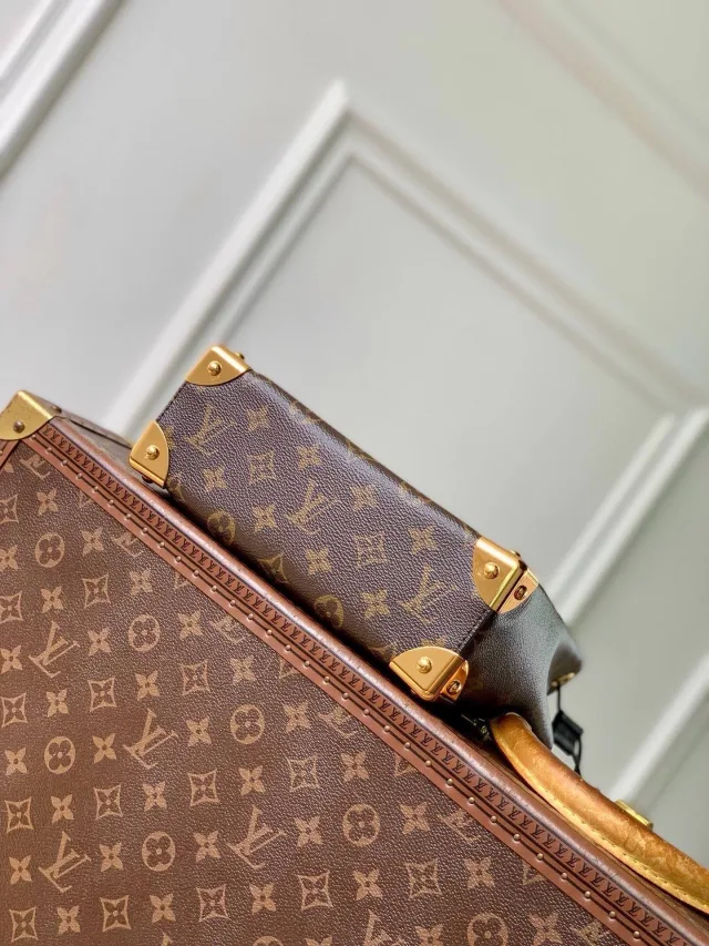 Louis Vuitton Nano Noé Trunk