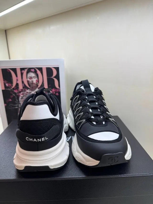 Кроссовки Chanel