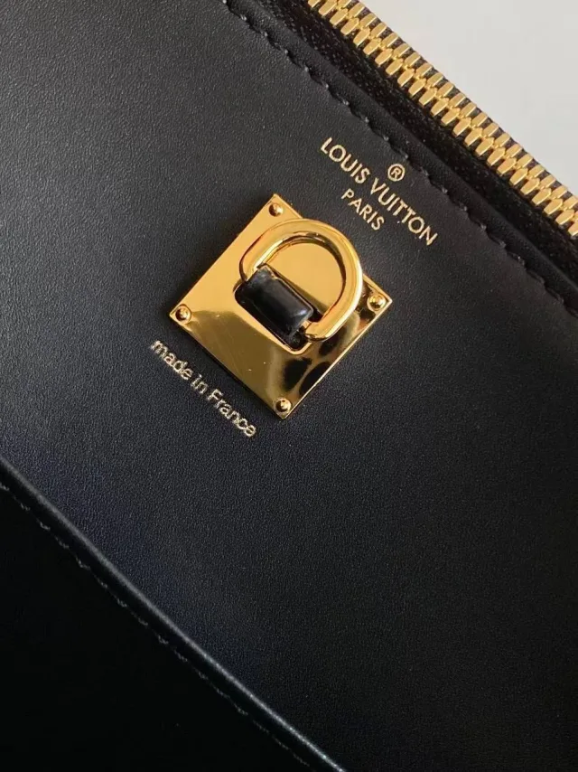 Сумка Louis Vuitton