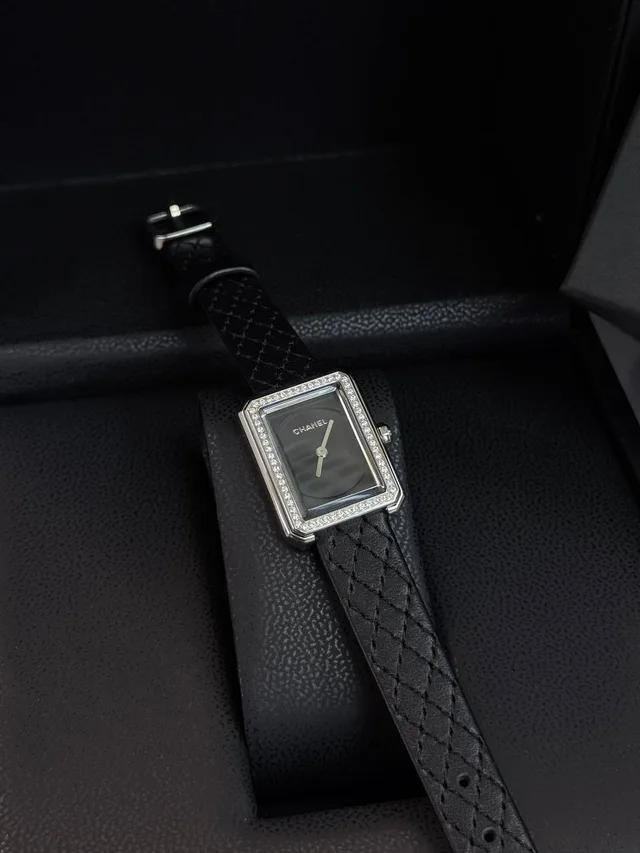 Часы Chanel