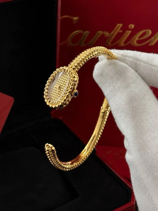 Часы Cartier Baignoire