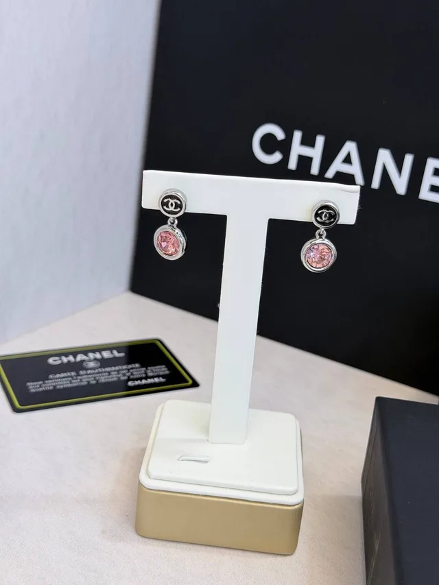 Колье Chanel