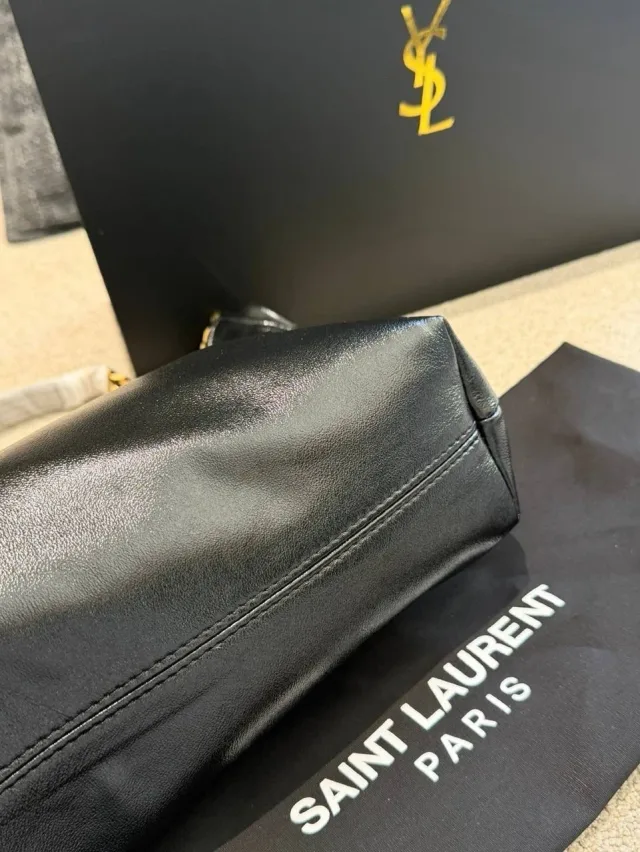 Saint Laurent