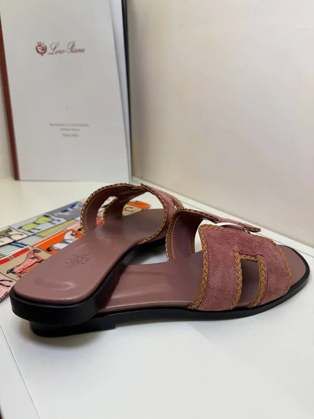 Шлепанцы Hermes