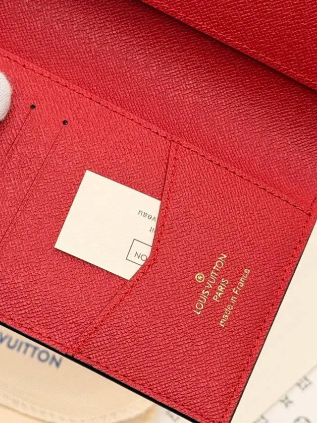 Обложка на паспорт Louis Vuitton