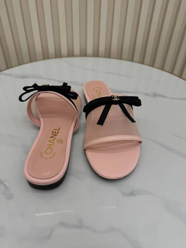 Шлепки Chanel