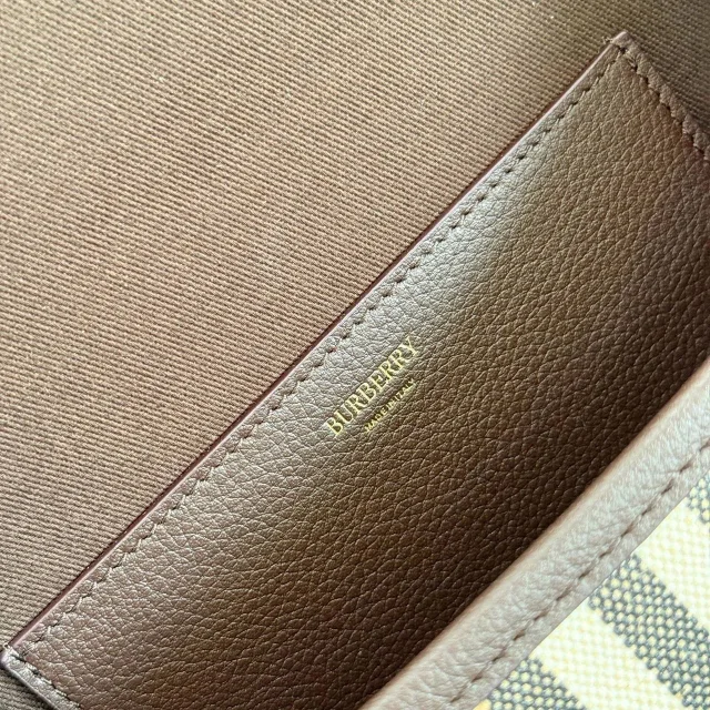 Сумка Burberry