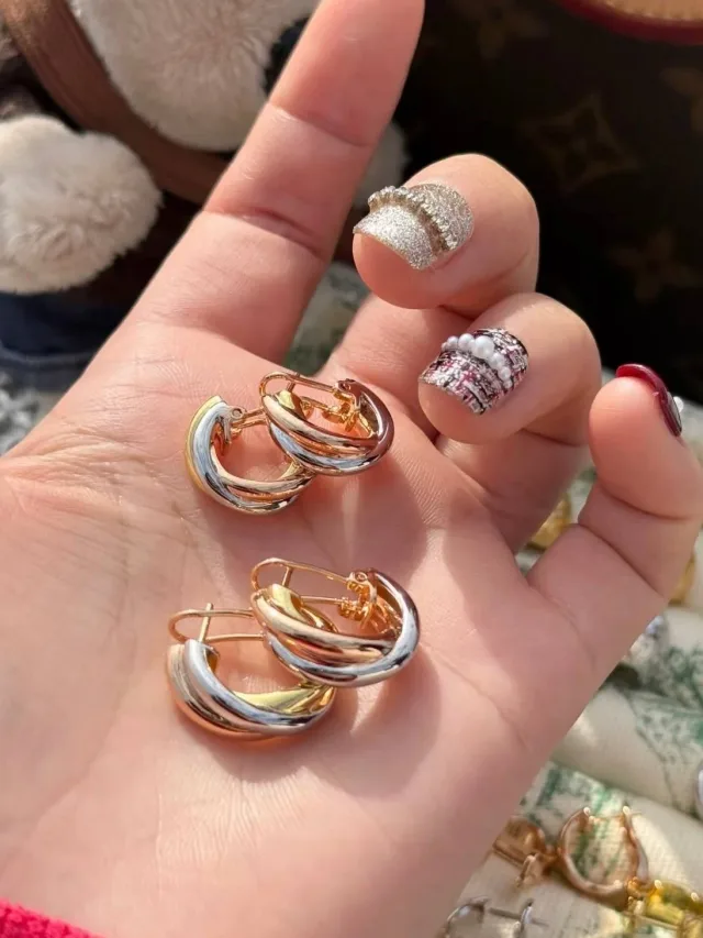 Серьги Cartier